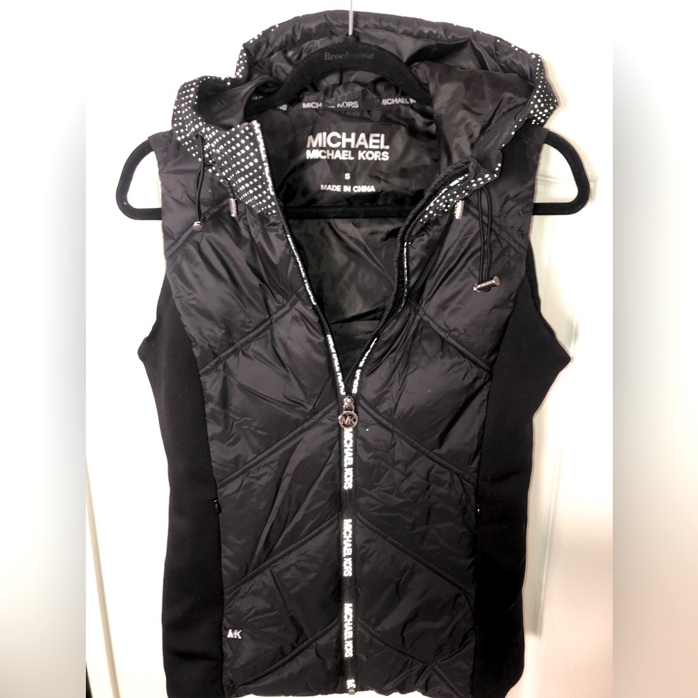 MICHAEL KORS | Hooded Puffy Vest